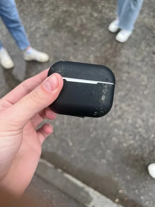 5. Наушники аирподсы 10. Сломалась крышка от наушников. Можно ли найти кейс от наушников. Можно ли найти кейс от наушников.