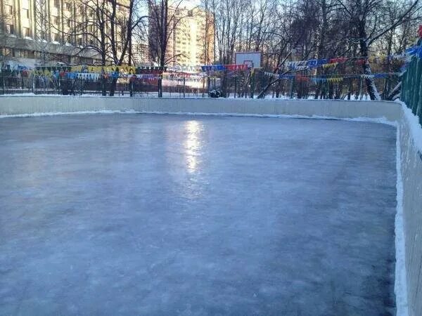 каток отрадное сквер. старейший каток с природным льдом. старейший каток с природным льдом. каток ленинский проспект. каток с натуральным льдом, москва.
