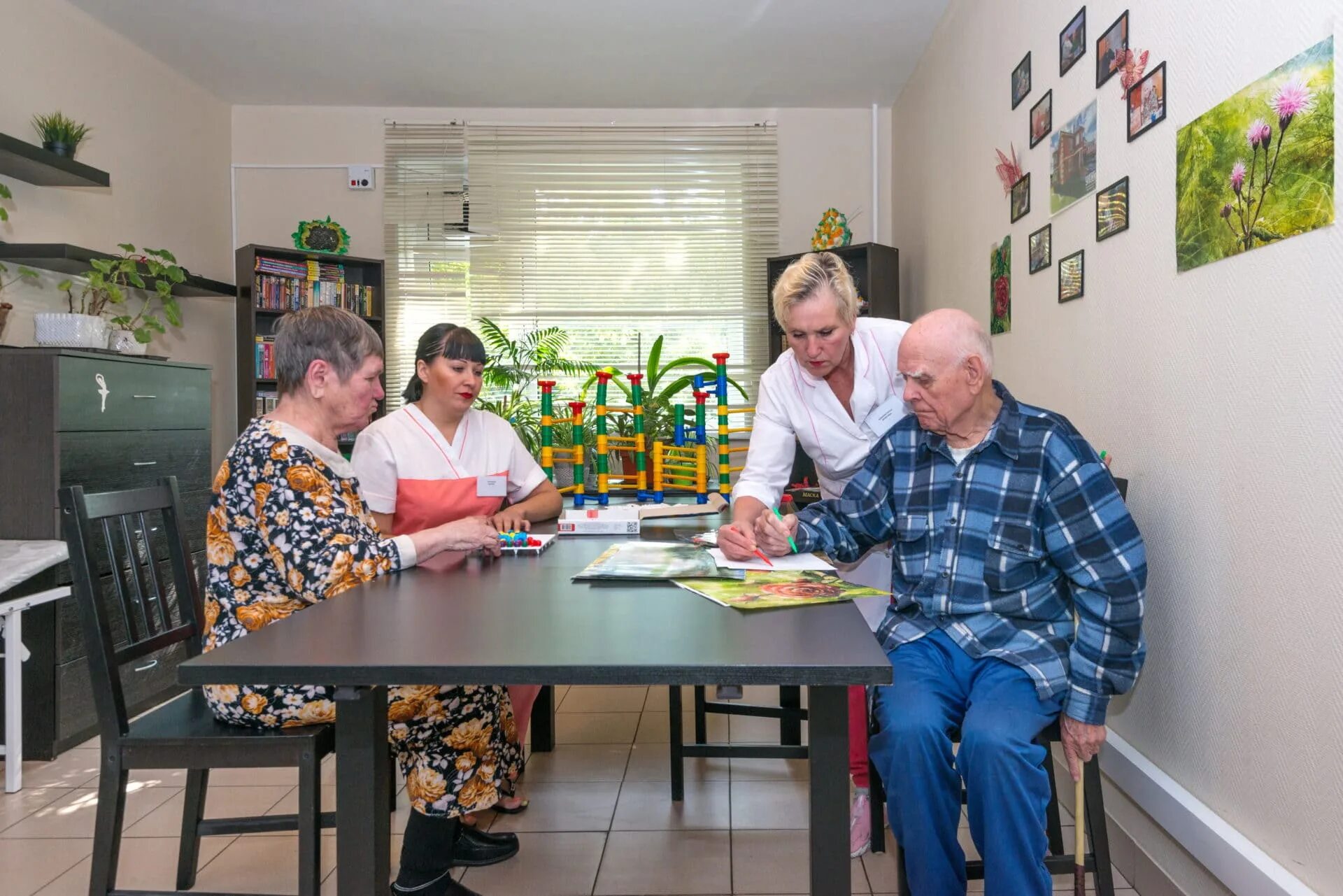 Пансионаты для психически больных nursing home. Пансионат дом престарелых Москва. УКСС пансионат для пожилых. Частный пансионат для престарелых в Московской области. Пансионат для престарелых людей в Москве старшего возраста.