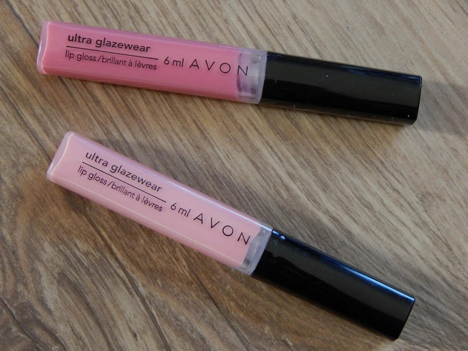 Блеск avon. Эйвон Glazewear Lip Gloss Mulberry. Блеск для губ эйвон 2008. Avon Ultra Glazewear absolute Lip Gloss. Эйвон блеск для губ Ultra Glazewear 6ml 2230114.