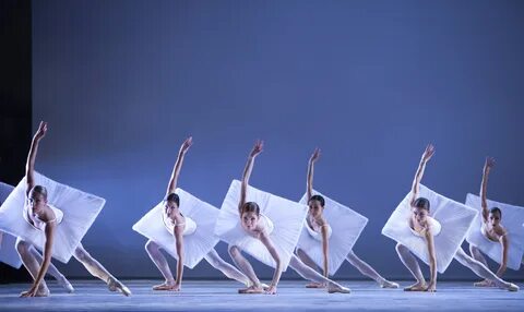 Viktor & Rolf for Dutch National Ballet BLENDBUREAUXBLEND\BUREAUX.