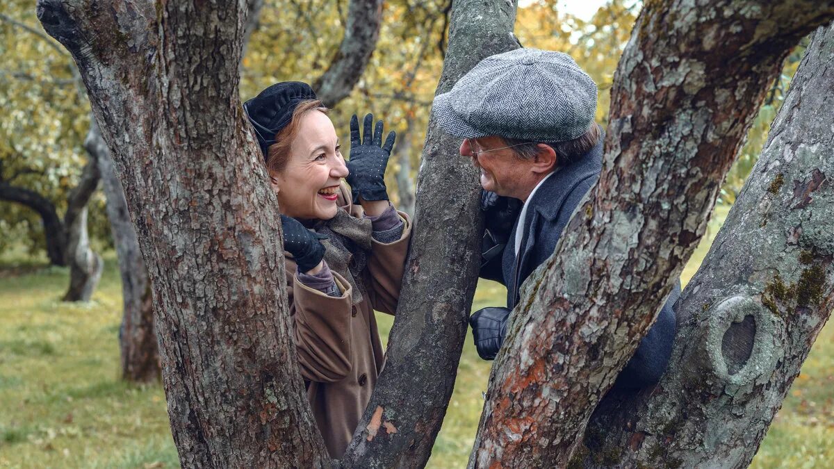 Возрасту покорны. Любви все возрасты покорны фото. «В любви все возрасты покорны» игровая программа. Коллаж любви все возрасты покорны.