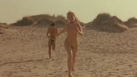 Mauro Lorenz nudo e in "Trasgredire" (2000) - Nudi al cinema.