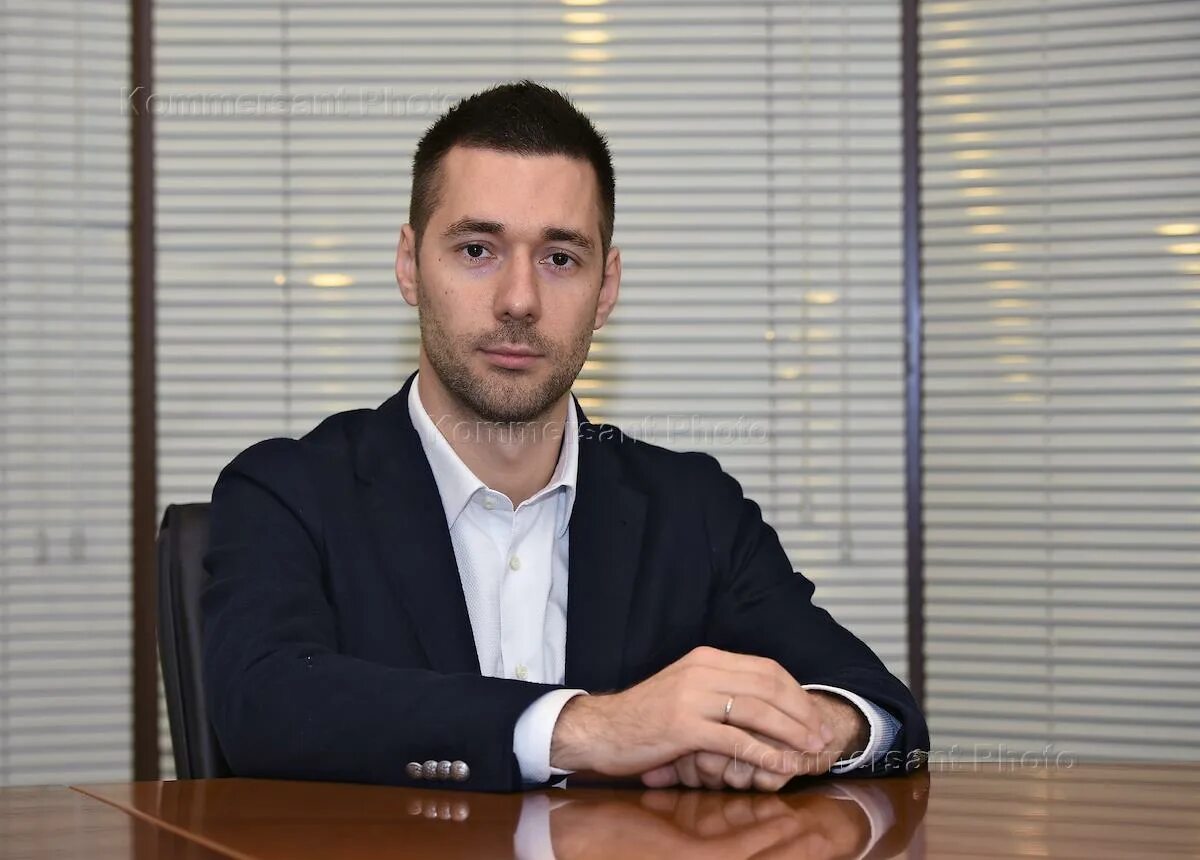 Информационные технологии в бизнесе. Профессия it специалист. Руководитель айти компании. Человек и инновации. Веб разработчик.