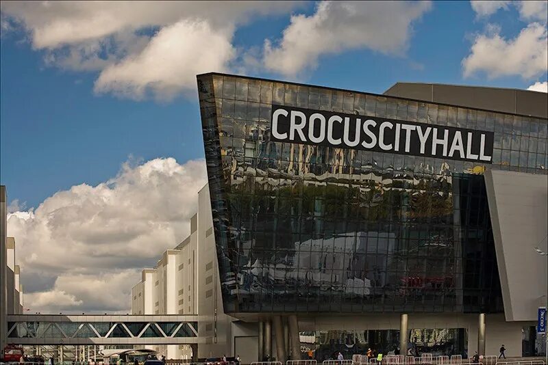 Извинения за крокус сити. Crocus City Hall Москва. Международная 20 Крокус Сити Холл. Крокус Сити Холл Москва снаружи. Крокус Сити Холл 2019.