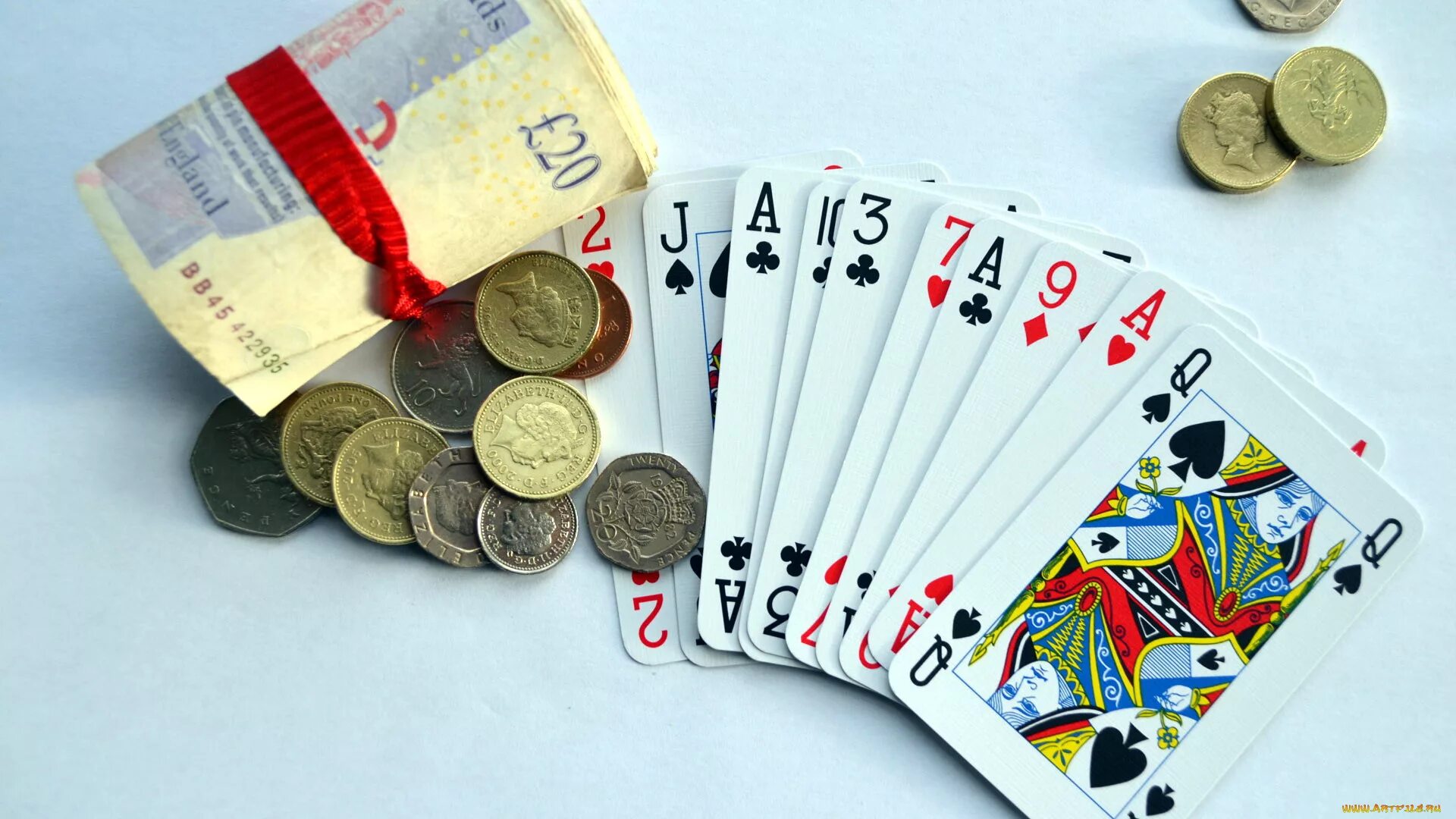 Карта деньги игра 2025. Деньги на игральной карте. деньги на карте. покер на деньги. карточка с деньгами.