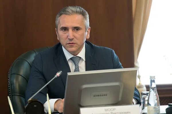 Поздравление Губернатора Тюменской области с 50-летием тюменского гарнизона прот