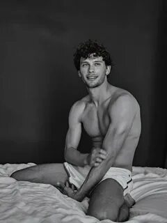 girldiagnosed\\u0026apos;s tweet photo. cooper koch is SO HOT t.coxMdF7G...