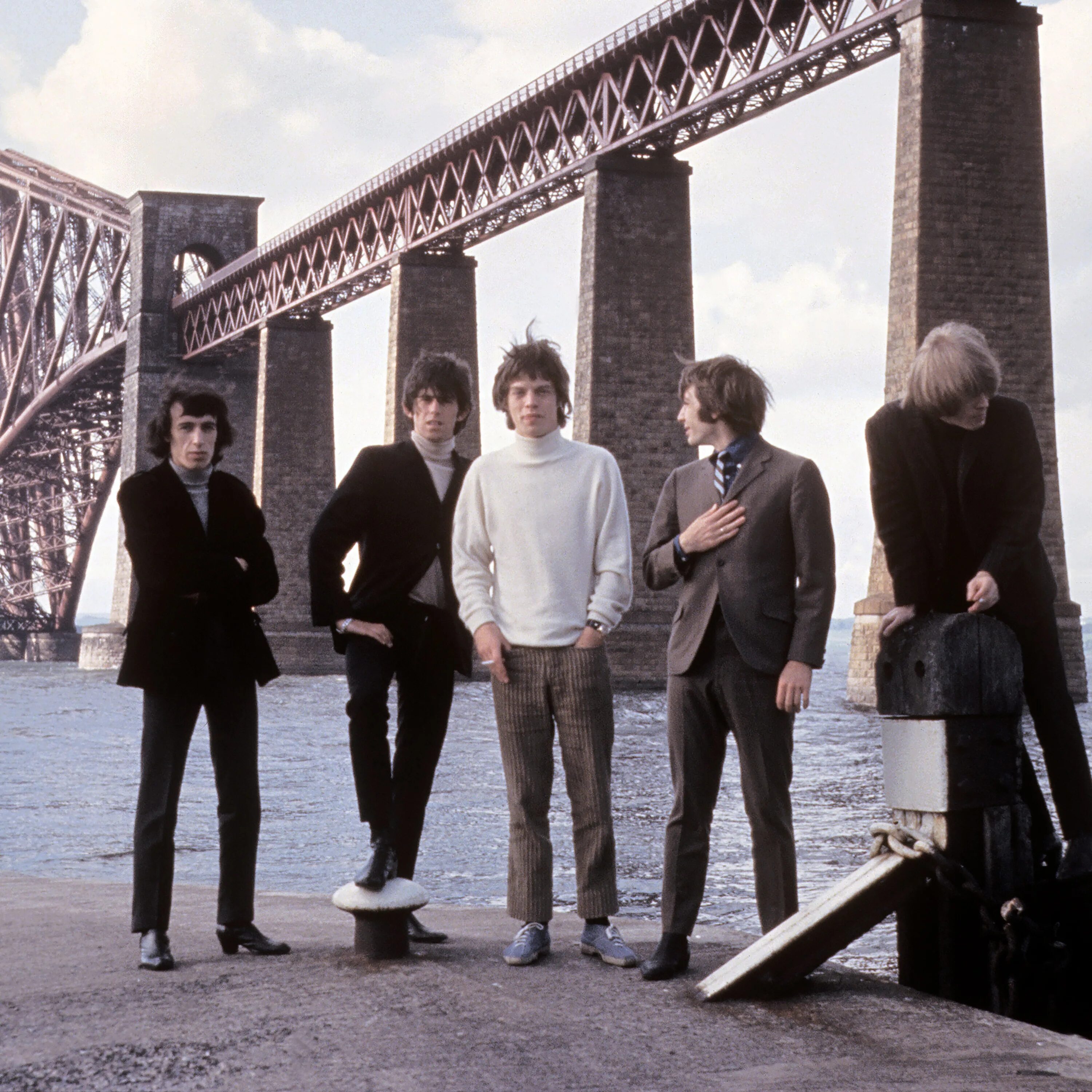 50 величайших исполнителей всех времён. 50 величайших исполнителей всех времён по версии журнала rolling stone. 500 величайших песен всех времён по версии журнала rolling stone. Билл бруфорд в молодости. 500 величайших песен всех времён.