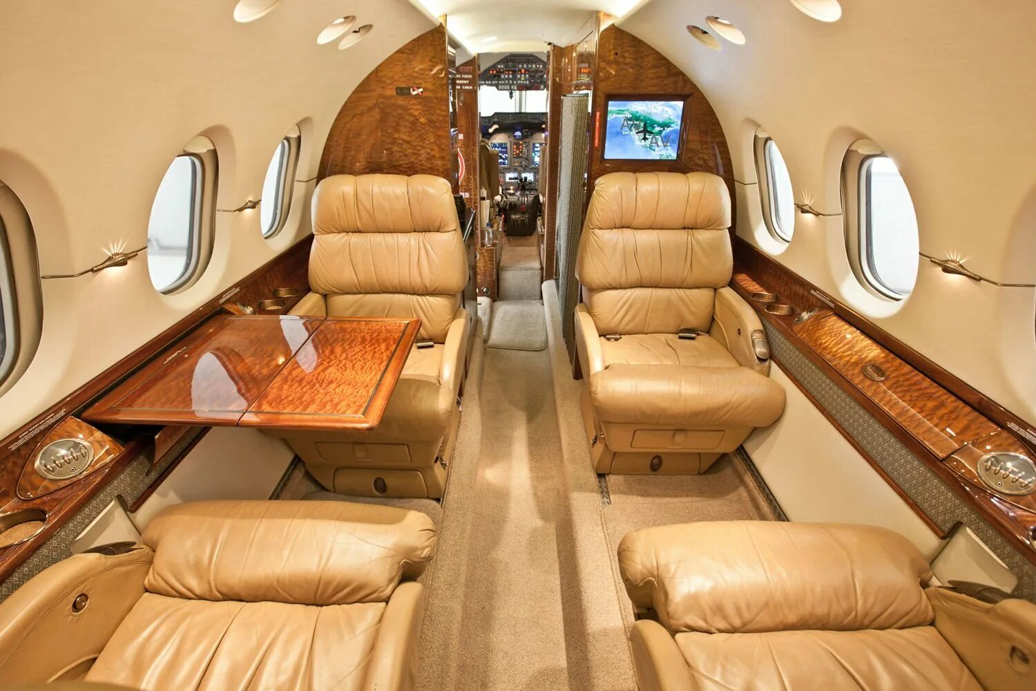 Hawker 750 бизнес Джет. Hawker 750 салон. Hawker 4000. Hawker 800xp.