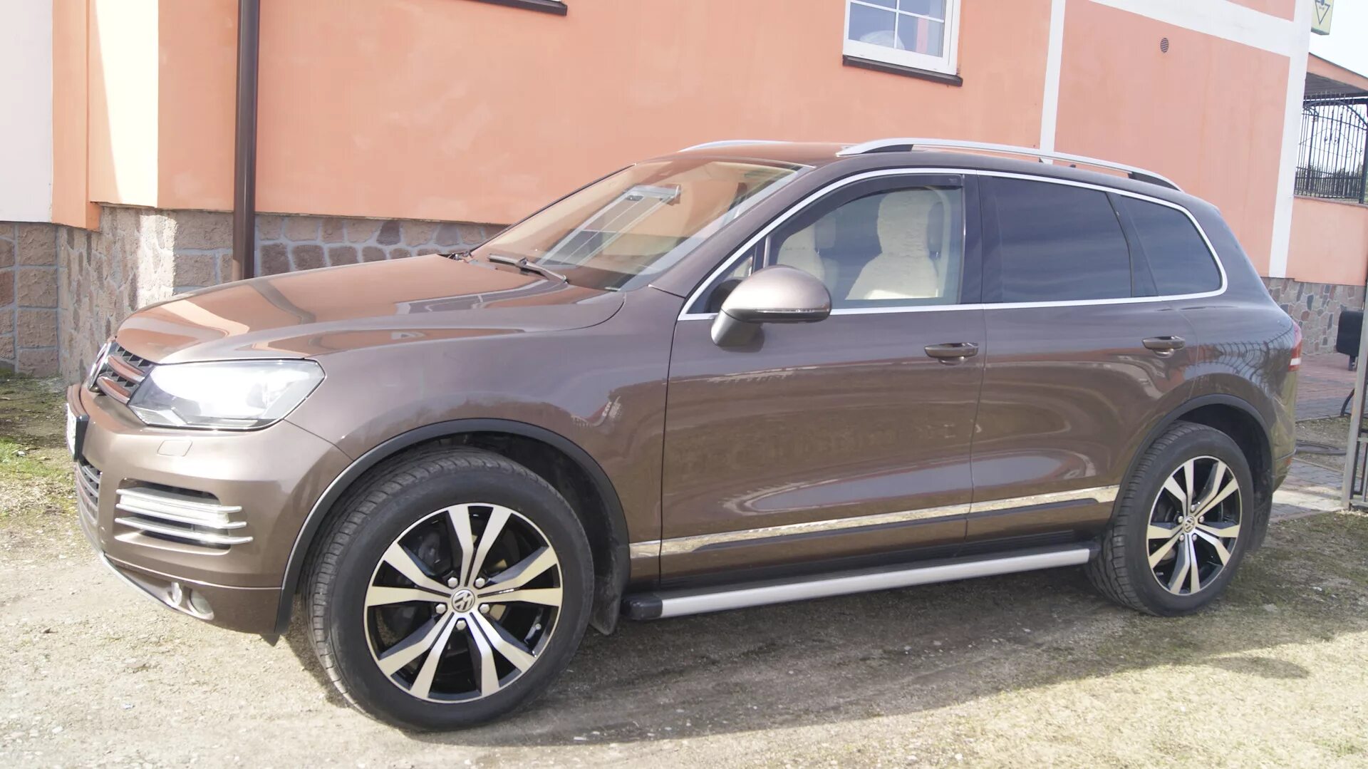 Какие диски на туарег. 275/50 r20 touareg nf. фольксваген туарег r20. 275/50 r20 на туарег. 275/50 r20 vw touareg.