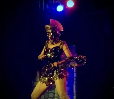 Burlesque dancer Dangerous Dollie. 