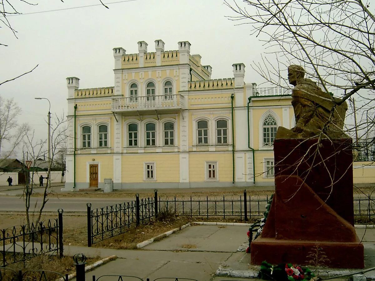 Нерчинск дворец. Дворец Бутина в Нерчинске. Бутинский дворец Забайкальский край. Бутинский дворец г. Нерчинск. Бутинский дворец в Нерчинске Забайкальский край.