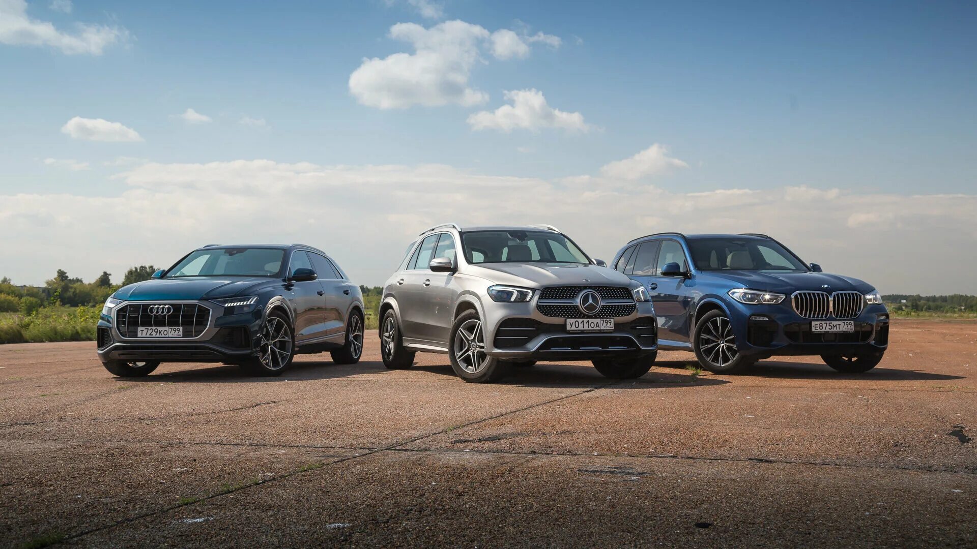 X5 vs x6. BMW x5 vs Audi q8. BMW Audi q7. БМВ х6 и Ауди q8. BMW x6 Audi q8.