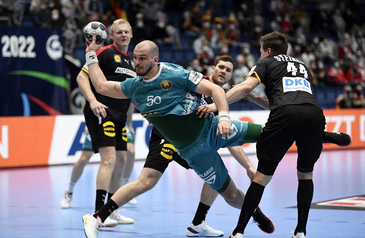 Гандбол кубок мужчины. Handball European Championship 2022. Чемпионат Европы по гандболу среди мужчин 2022 фото.