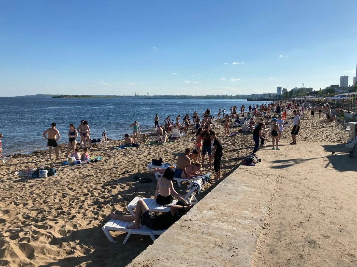 Пляжи анапы 2022. Пляж в сочи сейчас. Пляж южный сочи. Пляж песчаное крым 2022. Городской пляж сочи.