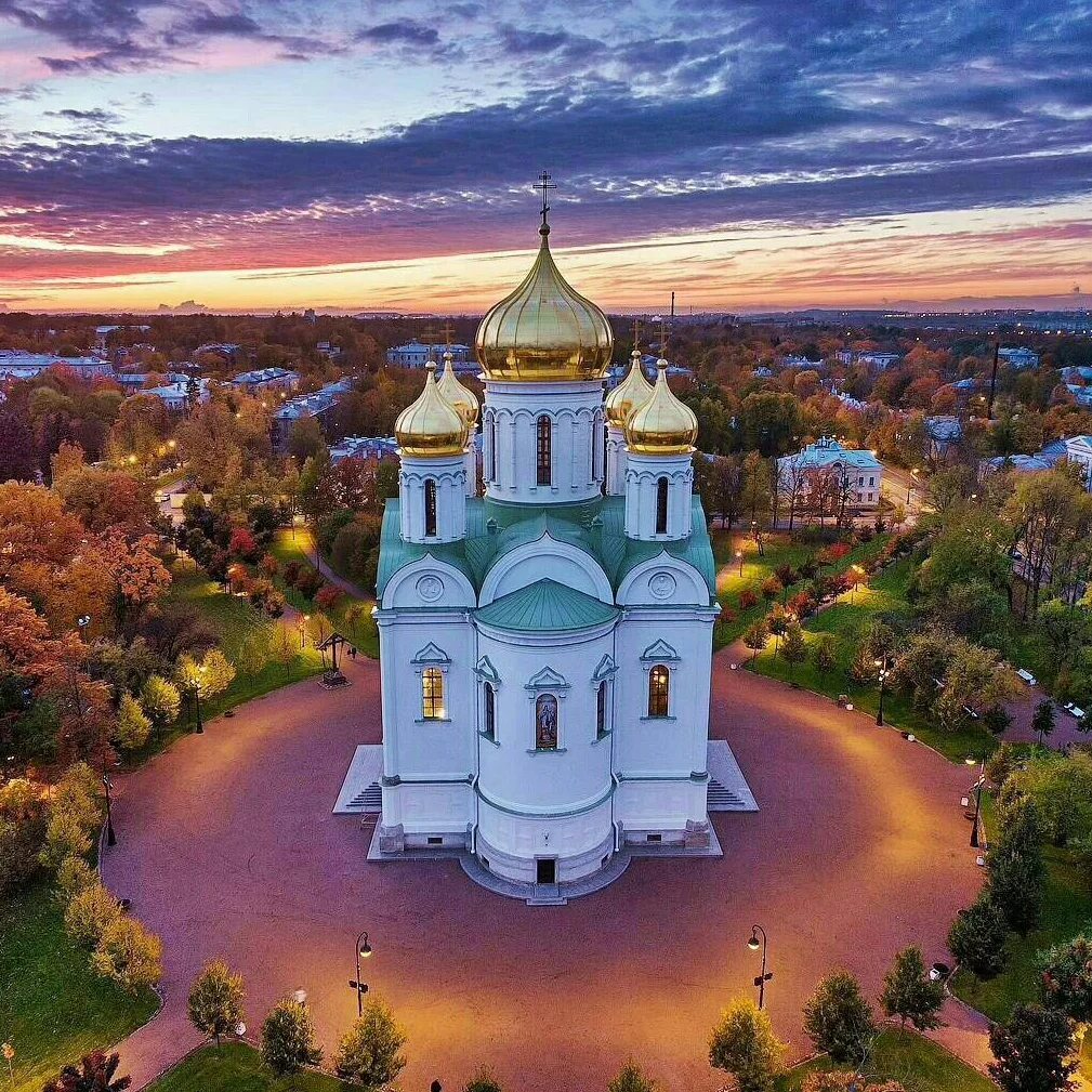 Собор святой великомученицы екатерины в пушкине. Храм в пушкине екатерининский собор. Феодоровский государев собор. Церкви города пушкина. Пушкин.