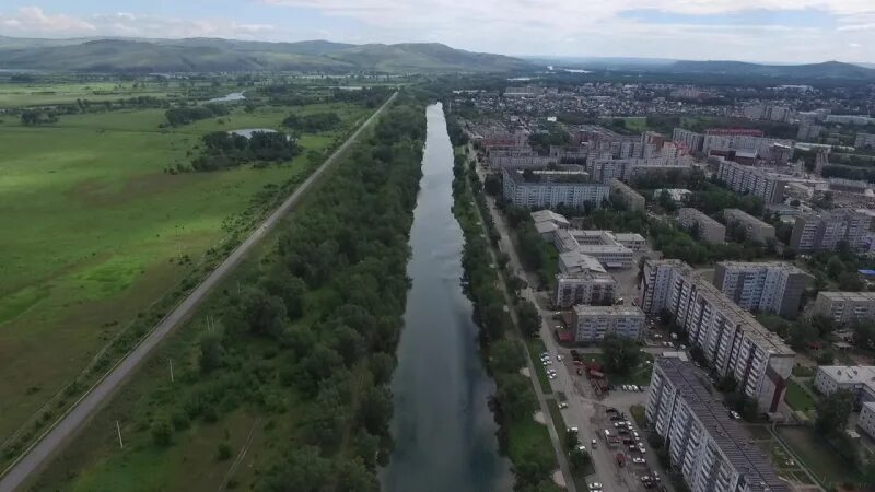 Микро район. Набережная Абакан. Северная набережная Абакан. Абакан набережная 4 мкр. Усть-Абакан набережная.