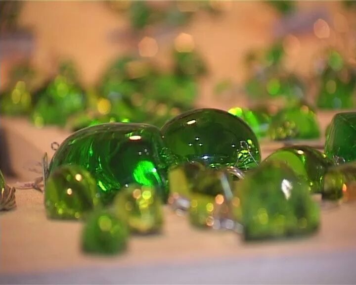 каменная сказка каталог ювелирных изделий. каменная сказка чебоксары выставка 2022. ярмарка украшений. картинки каменная сказка. бусы каменная сказка.