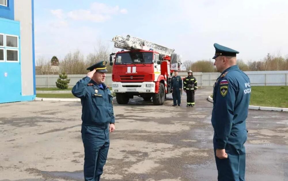 мчс роман иванович щекино. новости щекино. мчс россии часть. щекино пожарная часть. пожарные тушат пожар.