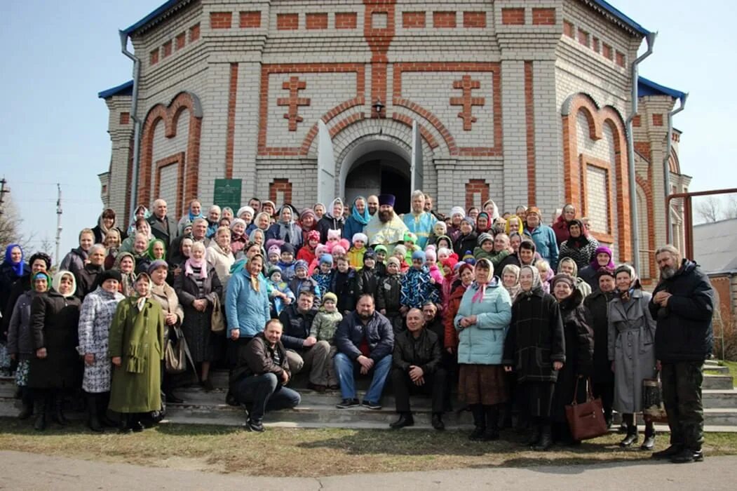 Храм в Каменке Воронежской области. Каменка Казанский храм. Каменка Каменский район. Казанский храм п Каменка Воронежской.