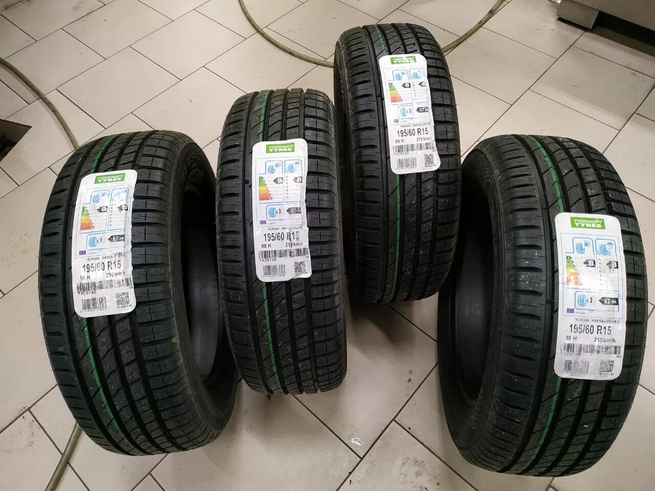 Шины nokian tyres 235 60 r18. Nokian hakka blue 2. nokian tyres hakka blue 2. hakka blue 2 suv. nokian tyres hakka blue.