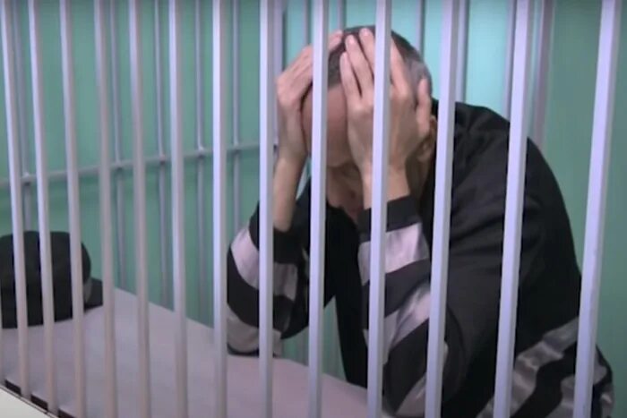 Дом в котором жил ангарский маньяк попков. С кем жил ангарский маньяк глухонемая женщина. С кем жил ангарский маньяк глухонемая женщина. Попков ангарский маньяк. С кем жил ангарский маньяк глухонемая женщина.