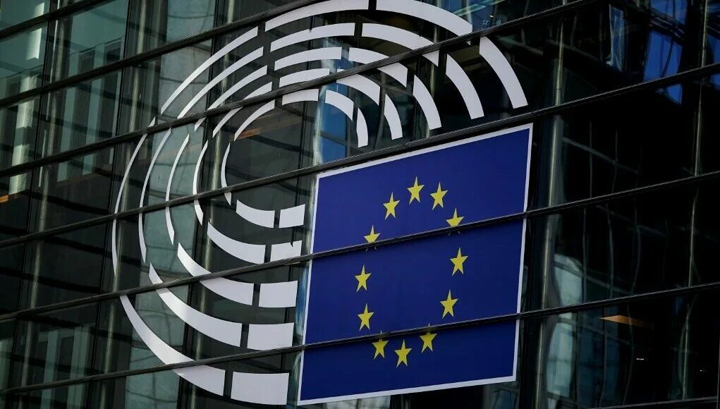 Совет европы оон. Европейский парламент в Брюсселе. Здание Евросоюза в Брюсселе. Европейский парламент Страсбург. Здание совета европейского Союза в Брюсселе.