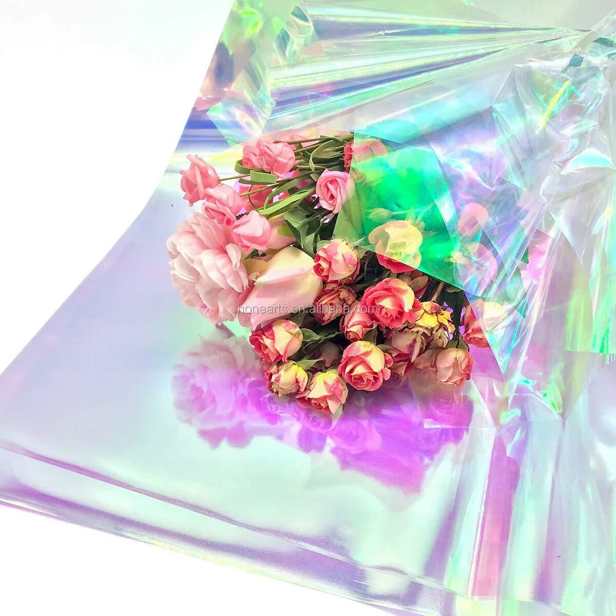 Купить пленку для упаковки цветов. Прозрачная упаковка для цветов. Целлофановая упаковка для цветов. Целлофан для упаковки цветов. Упаковка для цветов прозрачная цветная.