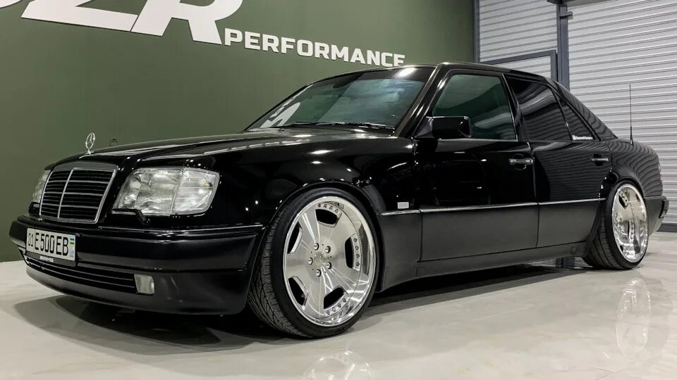 W124 e500 AMG. Mercedes-Benz w124 e500 Wolf. Mercedes 124 AMG e500. W124 e500 волчок.