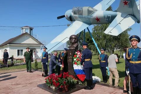 Памятник гатчина открытие