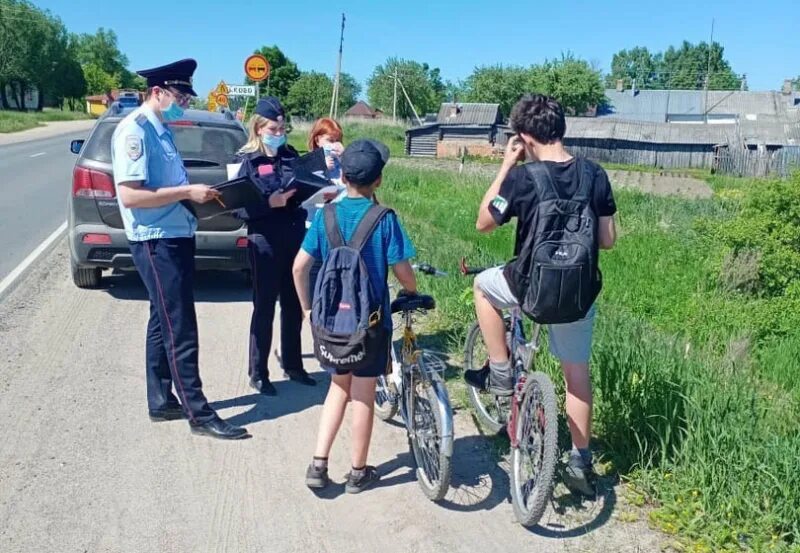 Гибдд тейково. ГИБДД Тейковский. Полицейский Тейково. Сотрудники полиции Тейково. Инспектор Тейково ГАИ.