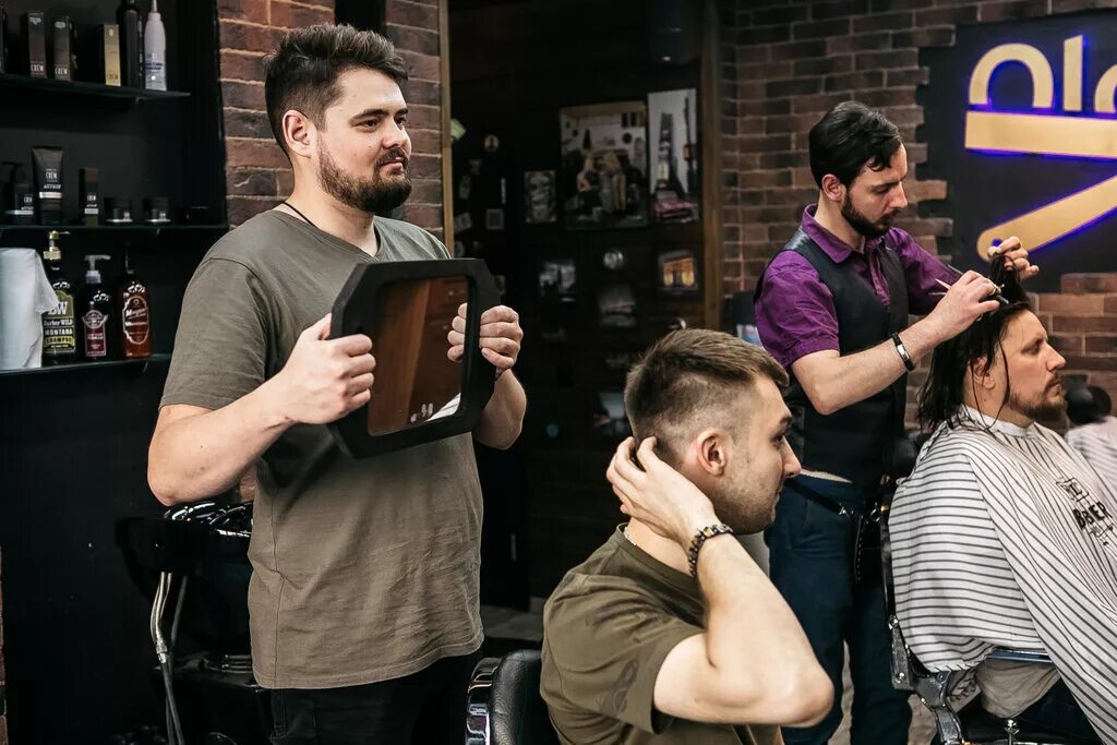 Олдбой волжский. Олдбой мытищи. Олдбой барберы. Олдбой барбершоп электросталь. Oldboy барбершоп заставка.