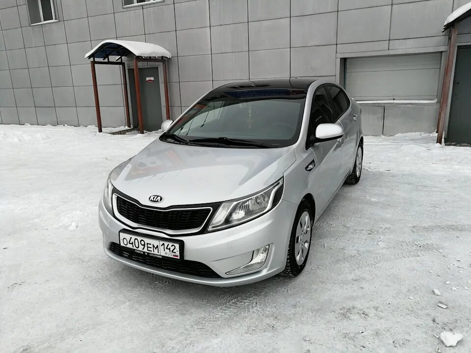 Киа Рио 2012 год гос номера. Кия Рио 2014 гос номер. Kia Rio 2012 года с гос номерами. Kia Rio 2012 гос номер.