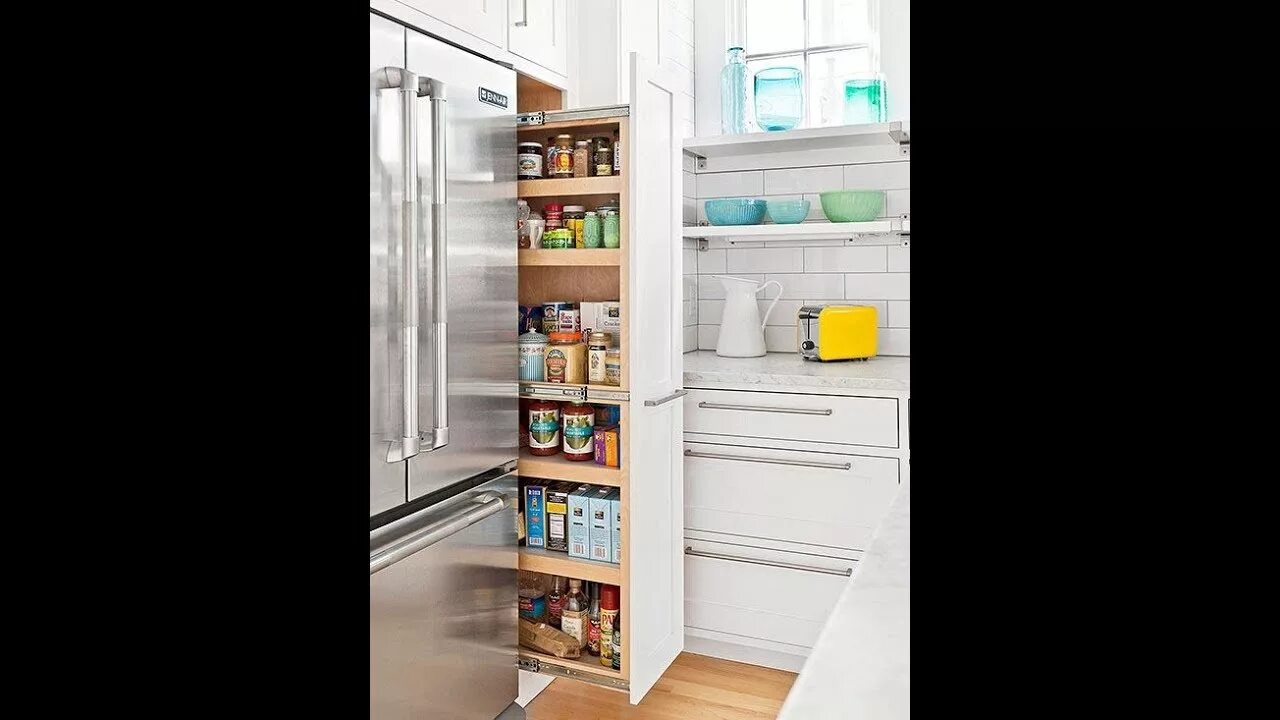 Пространство над кухонными шкафчиками. Потайные шкафы на кухне. Чем заполнить пространство между. Рабочее место в шкафу. Чем заполнить пространство между.