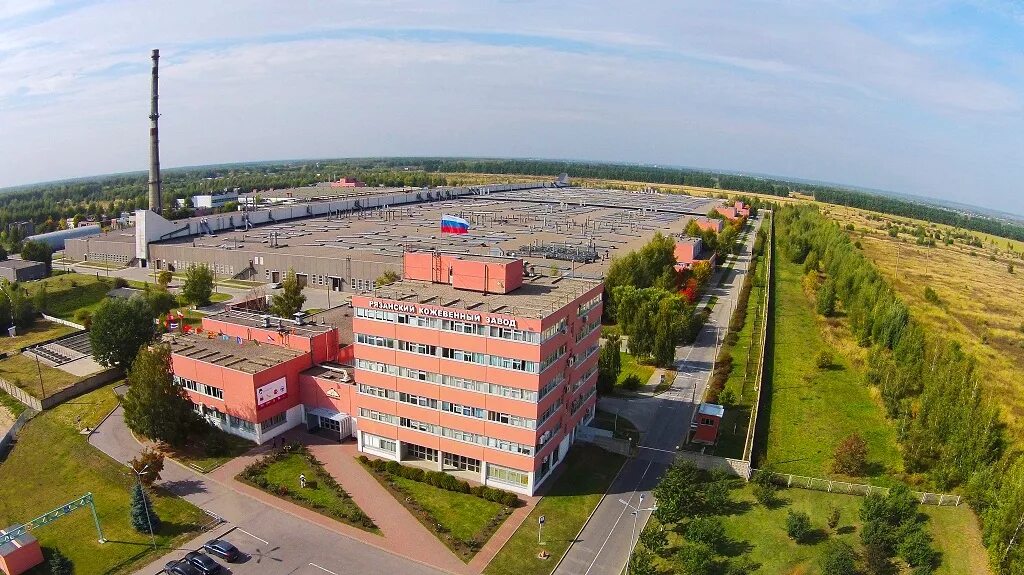 Завод рязань кожзавод. Спасск-рязанский кожевенный завод. Русский кожа завод. Завод рязань кожзавод. Русский кожа завод.