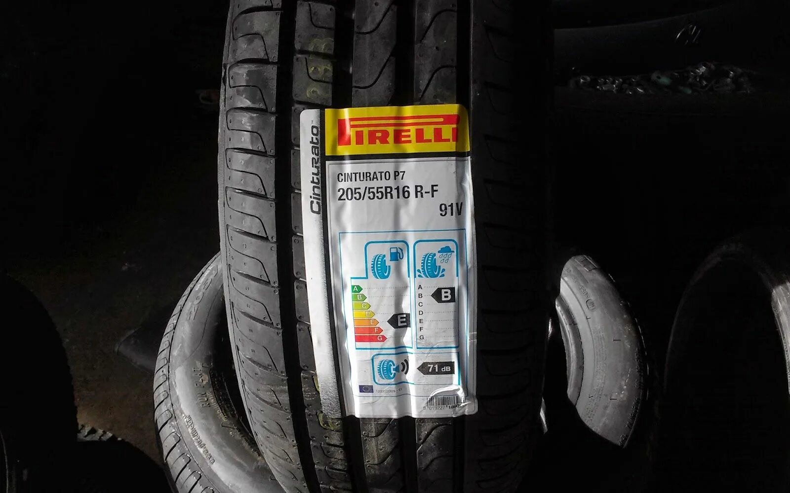 Пирелли цинтурато р1 205 55 r16. 205/55/16 Pirelli Cinturato p7. Pirelli Cinturato p7 205/55r16 евроэьикетка. Pirelli p7 Cinturato r16 205/55 91v 4 штуки. Пирелли Цинтурато п7 рун Флат.