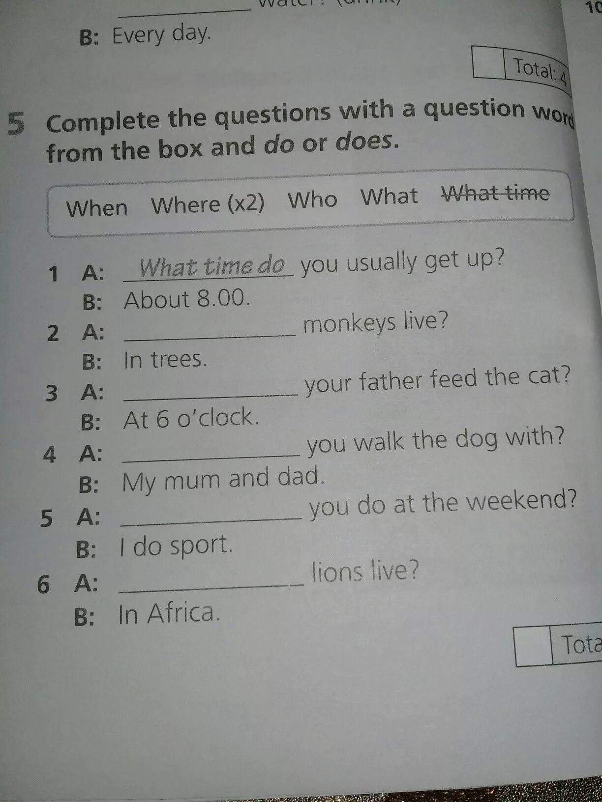 Complete the questions do or does. Complete the questions with do or does. red and complete the guestions and answer. ответ по английскому языку 4 класс camplete lhe guestions ond ans wers. f. write the guestions about aistalia. answer the guestions (ответь на вопросы).