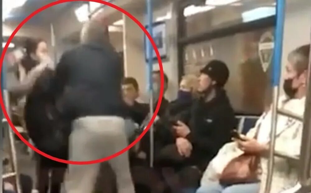 Нападение в общественном месте
