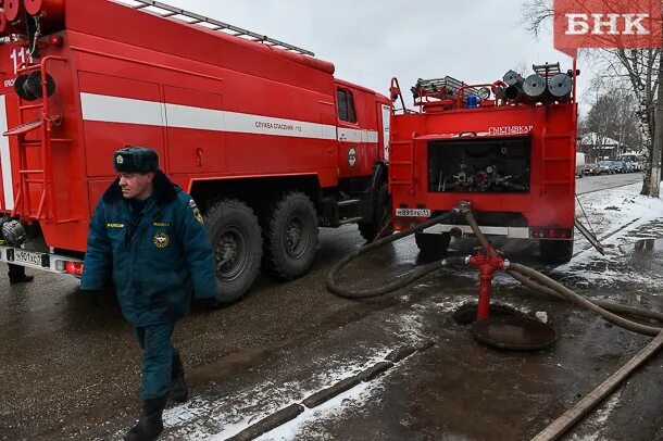 Погода в каджероме печорского. Пожарная часть Республики Коми. Пожарная часть Каджером. Пожарное депо Каджером. Пожарная часть Ираель.