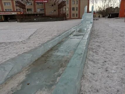 Ледяная горка в москве 2024