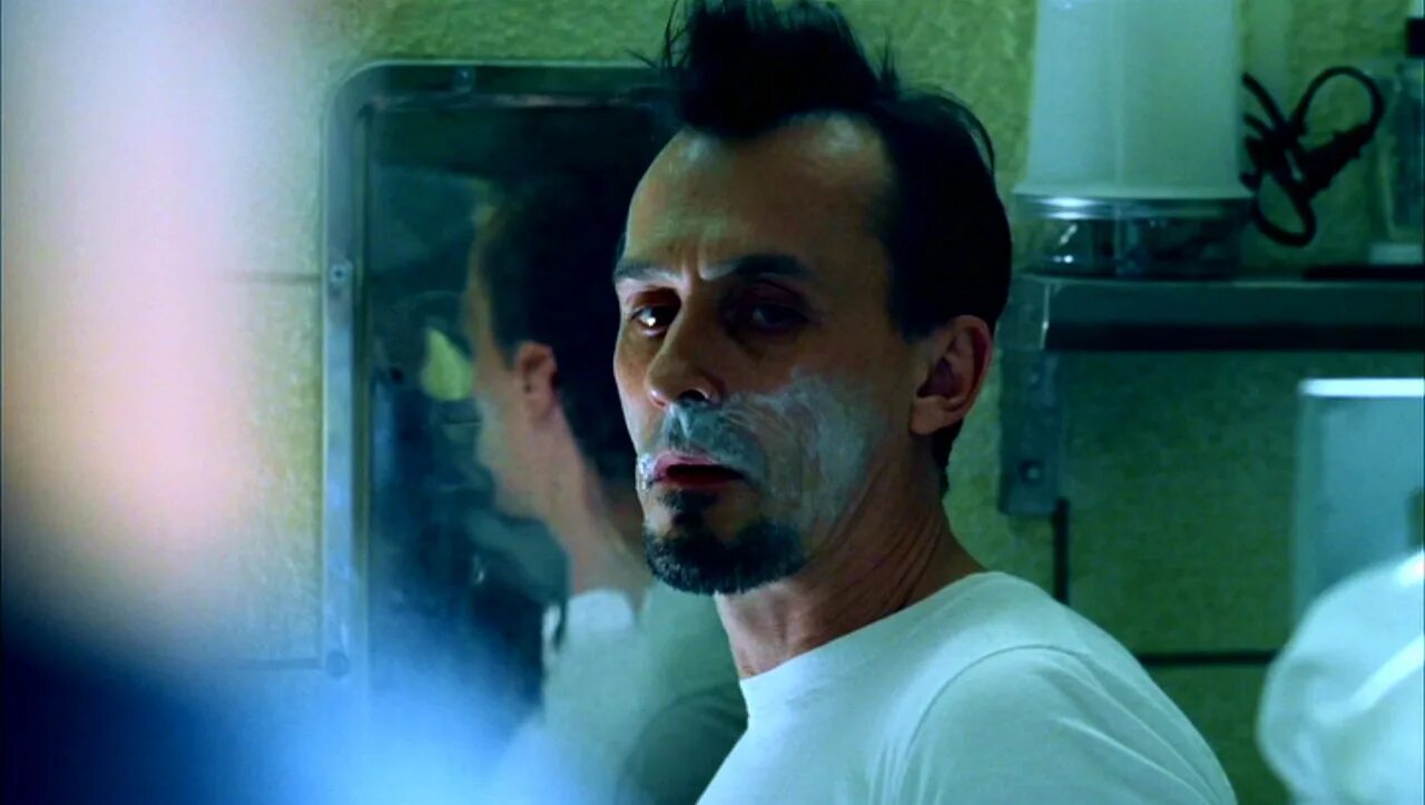 Don t bag. теодор бэгвелл побег. теодор бэгвелл без руки. ти бэг из сериала побег. роберт неппер побег.