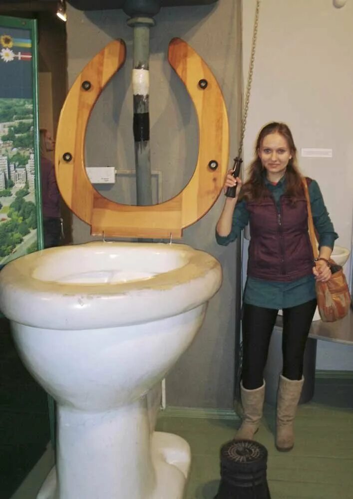 большой унитаз для больших людей