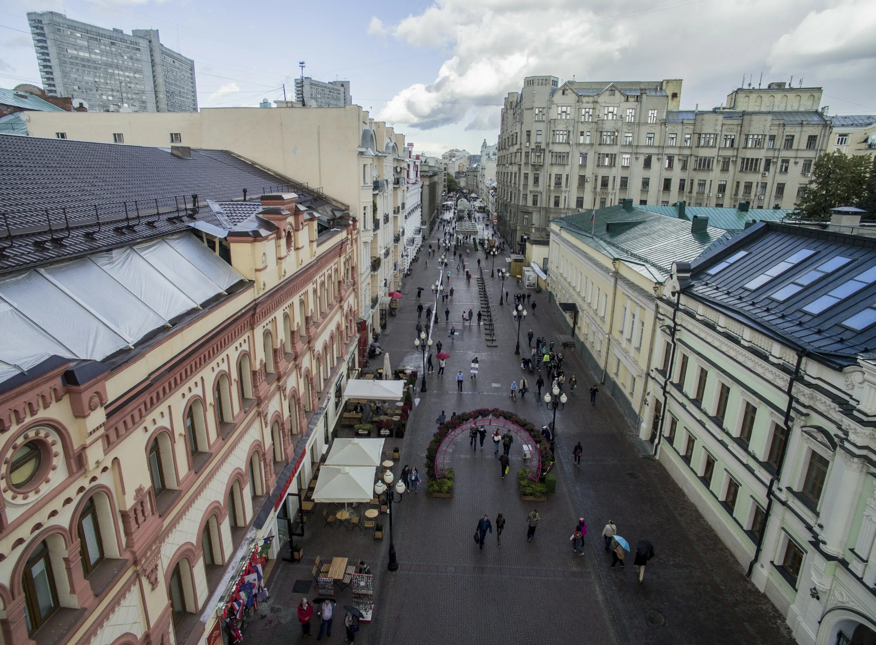 Москва, ул. Арбат стрит москва. Арбат. Старый центр москвы фото. Улица арбат (старый арбат).
