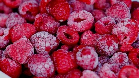 К чему снится собирать малину