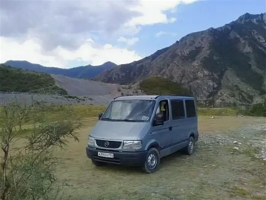 Трансфер горно алтайск. Chevrolet Damas 2022. Ford Transit 2001. Дамас автомобиль в горах. Дамас машина багаж.