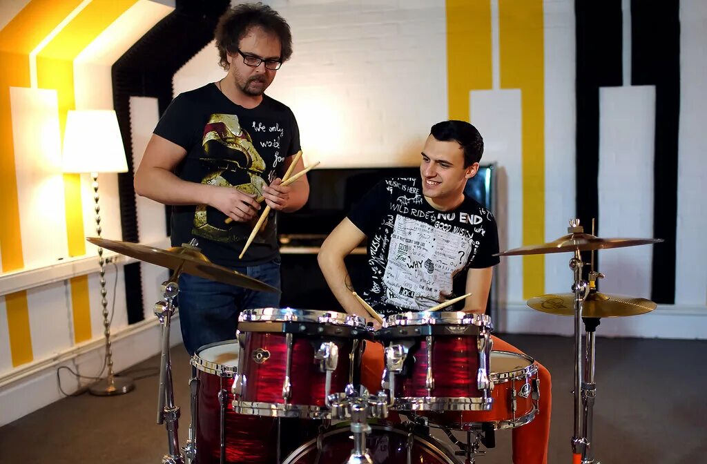 Music family в воскресенске. Music family, красноярск, проспект мира выступления. Musician family. американская музыкальная семья. музыкальное воспитание в семье.