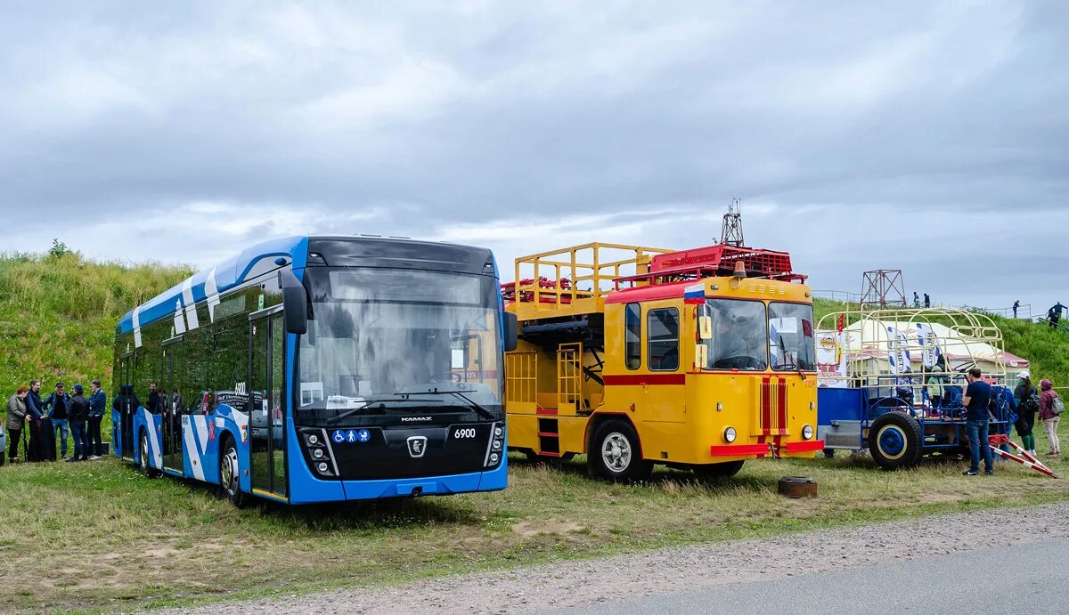 Троллейбус 29 спб. Троллейбус КАМАЗ 62825. Троллейбус КАМАЗ 62825 СПБ. Троллейбус КАМАЗ-62825 (12,2т). Электрический автобус.