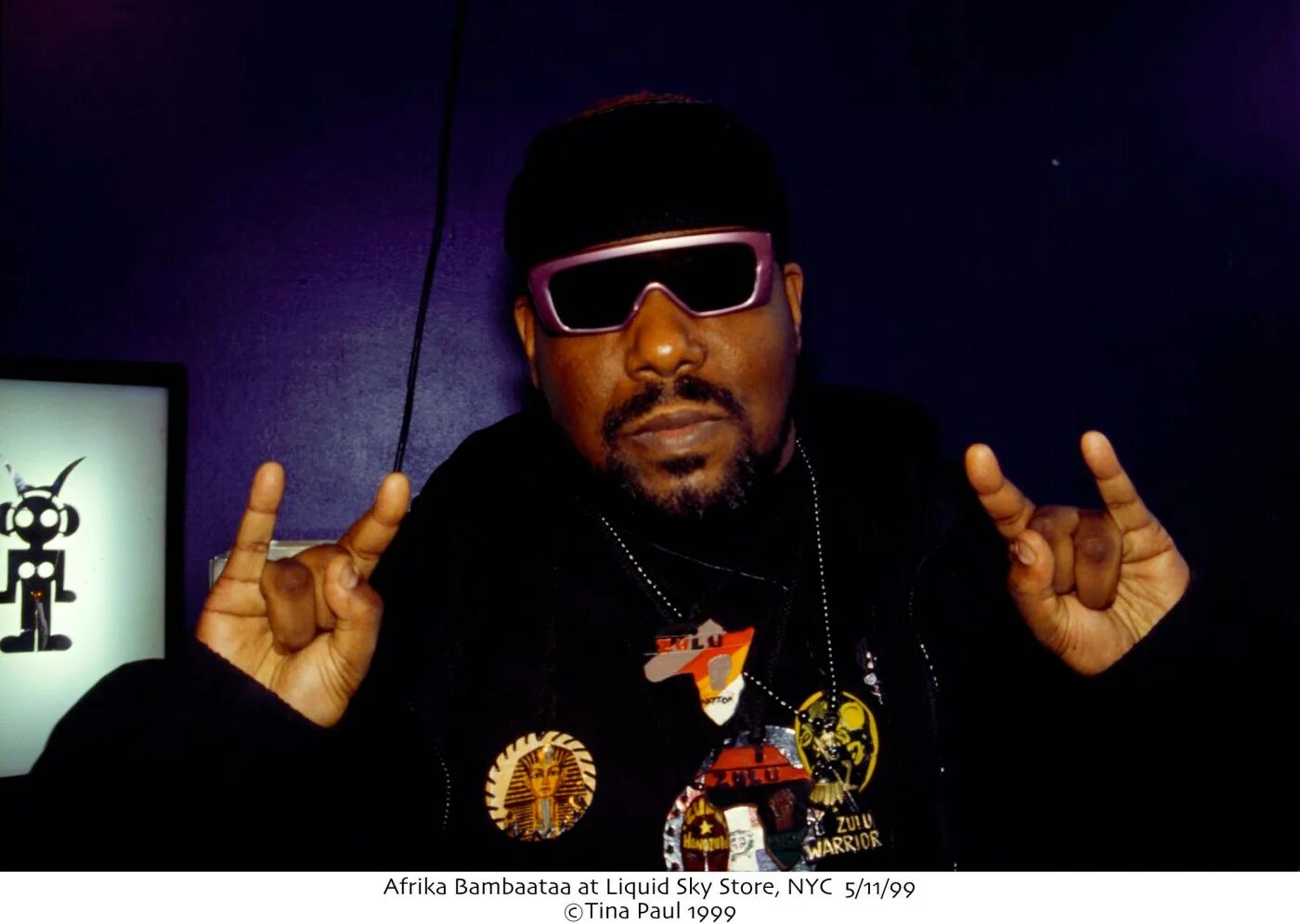 Afrika bambaataa. DJ Африка Бамбаатаа. Afrika Bambaataa молодой. Afrika Bambaataa фото. Afrika Bambaataa 2022.