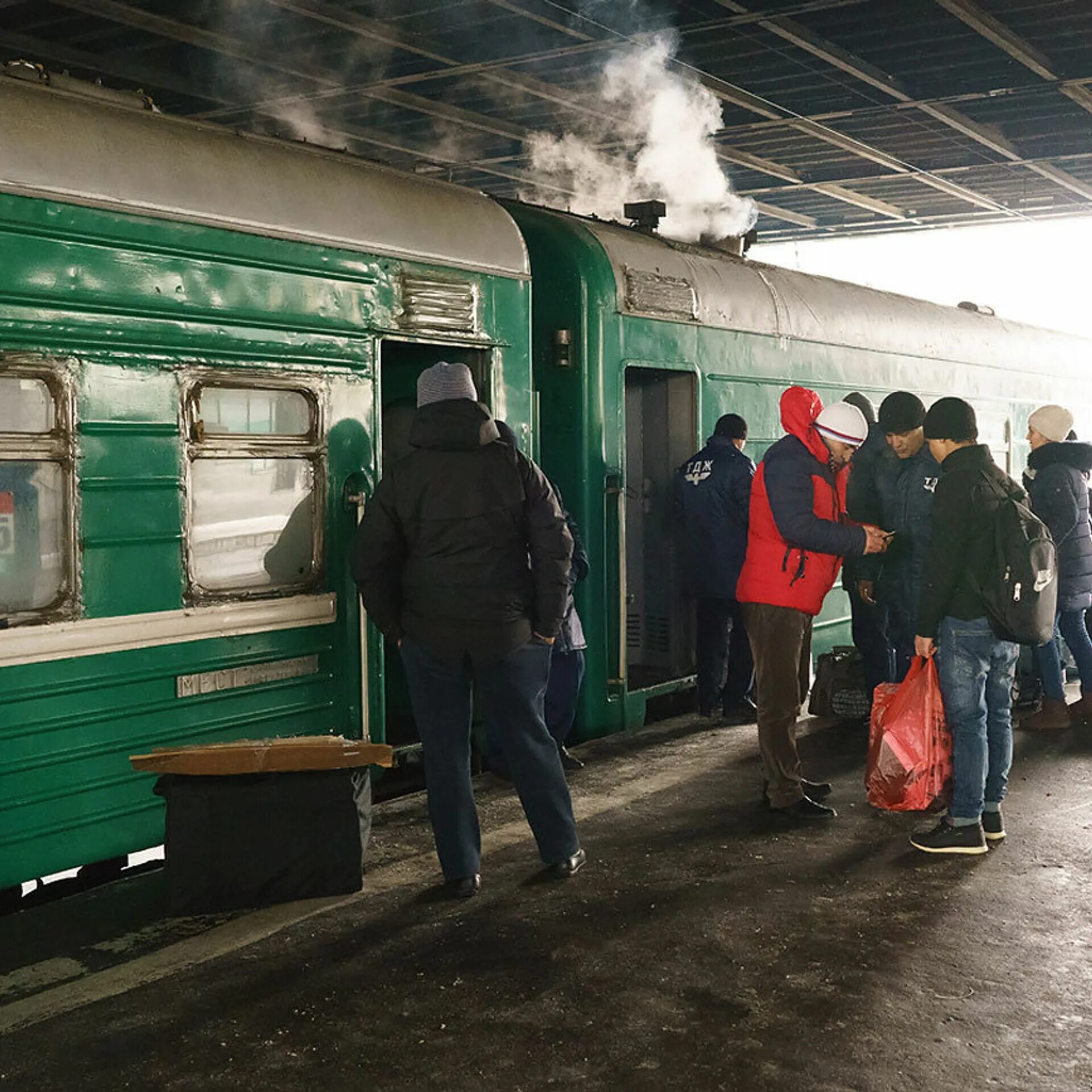 Будет таджикистан москва. Поезд Душанбе Ташкент. Поезд Москва Душанбе. Поезд Таджикистан Москва. Душанбе поезд.